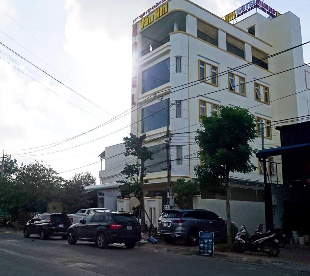 Khach San Van Nhi Bac Lieu ภายนอก รูปภาพ